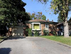 3499 Orion Cres  Mississauga, ON L5C 2H7