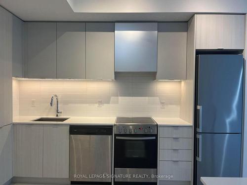 604-30 Gibbs Rd, Toronto, ON - Indoor Photo Showing Kitchen With Stainless Steel Kitchen