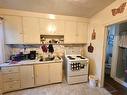 525 Redwood Avenue, Winnipeg, MB  - Indoor Photo Showing Kitchen 