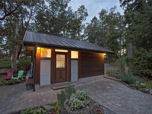 455 Scott Point Dr, Salt Spring, BC 