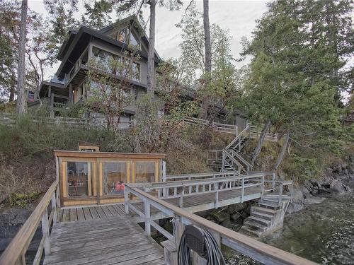 455 Scott Point Dr, Salt Spring, BC 