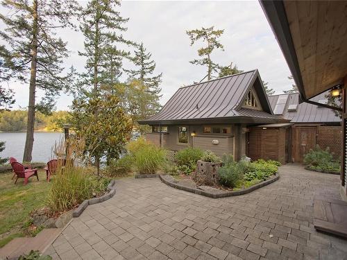 455 Scott Point Dr, Salt Spring, BC 