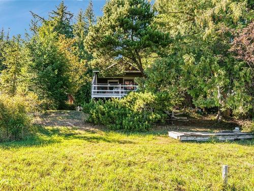 3092 Bay Rd, Qualicum Beach, BC 