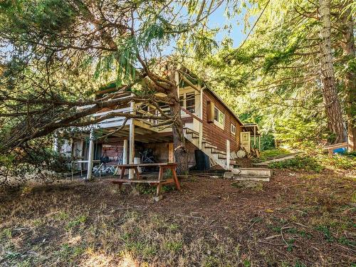 3092 Bay Rd, Qualicum Beach, BC 