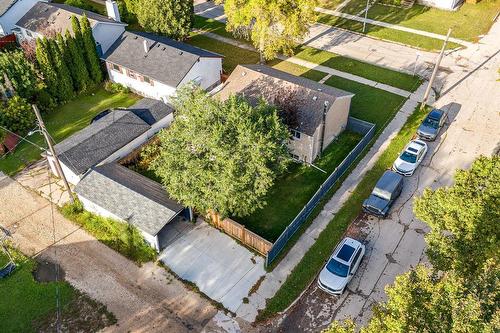 106 Clayton Drive, Winnipeg, MB - Outdoor With View