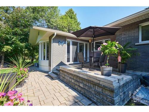 12 Bedale Drive, Ottawa, ON 