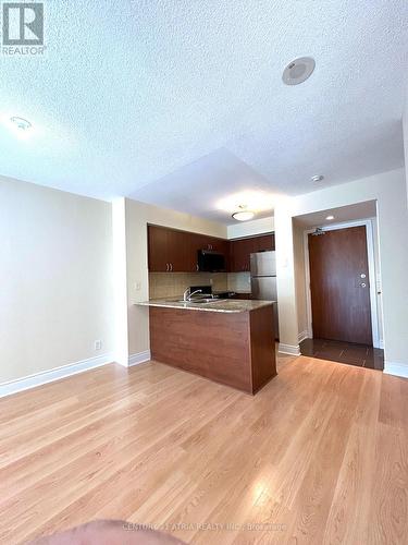 311 - 30 Clegg Road, Markham, ON - Indoor Photo Showing Kitchen