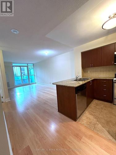 311 - 30 Clegg Road, Markham, ON - Indoor Photo Showing Kitchen With Double Sink