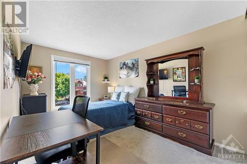 Large secondary bedroom with oversized window. - 17 Sovereign Avenue, Ottawa, ON - Indoor