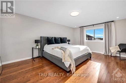 960 Linaria Walk, Ottawa, ON - Indoor Photo Showing Bedroom