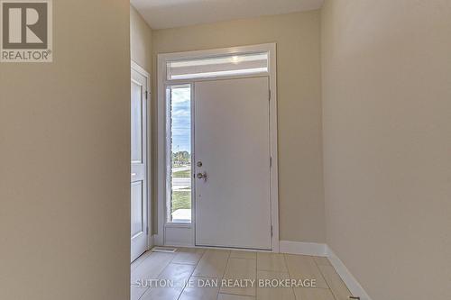 350 Edgevalley Road, London, ON - Indoor Photo Showing Other Room