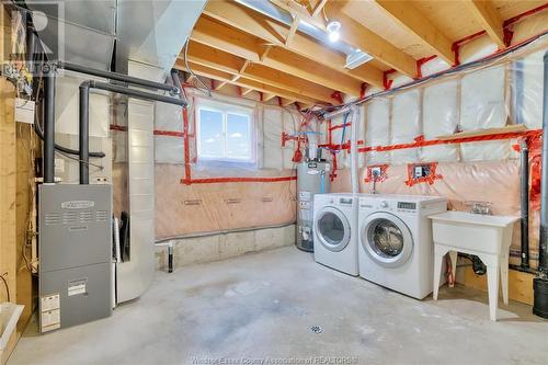 361 White Crescent, Amherstburg, ON - Indoor Photo Showing Laundry Room