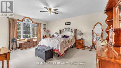 145 West Park Drive, North Middlesex (Parkhill), ON - Indoor Photo Showing Bedroom