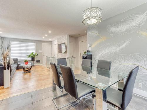 Coin-repas - 1062 17E Avenue, Laval (Fabreville), QC - Indoor Photo Showing Dining Room