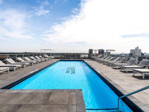 Pool - 1117-1150 Boul. René-Lévesque E., Montréal (Ville-Marie), QC - Outdoor With In Ground Pool With View