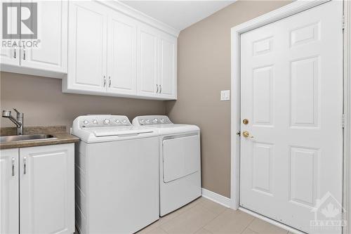 1410 Sherruby Way, Ottawa, ON - Indoor Photo Showing Laundry Room