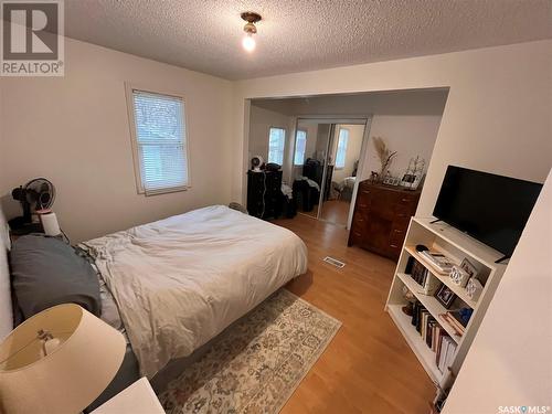 1508 H Avenue N, Saskatoon, SK - Indoor Photo Showing Bedroom