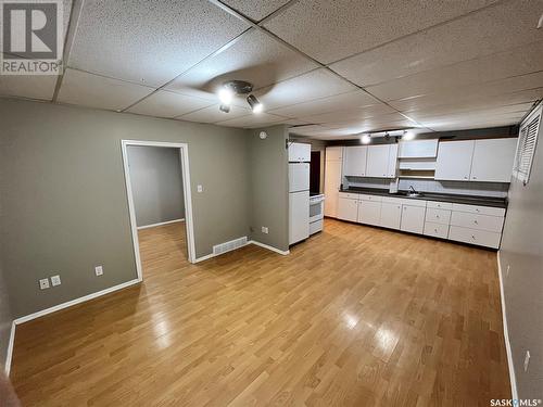 1508 H Avenue N, Saskatoon, SK - Indoor