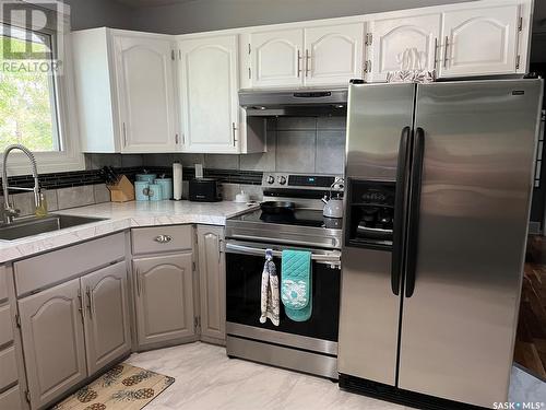 67 Osborne Crescent, Regina, SK - Indoor Photo Showing Kitchen