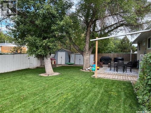 67 Osborne Crescent, Regina, SK - Outdoor With Backyard