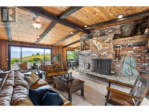 6332/6349 Beaton Road, Kamloops, BC - Indoor Photo Showing Living Room With Fireplace