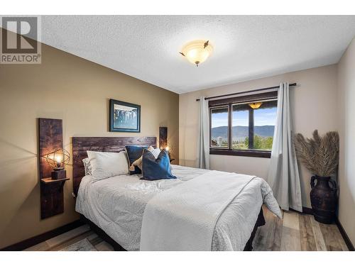 6332/6349 Beaton Road, Kamloops, BC - Indoor Photo Showing Bedroom