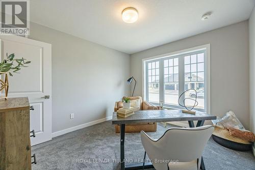 38 Silverleaf Path, St. Thomas, ON - Indoor Photo Showing Other Room