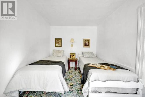 50 Centre Street, Prince Edward County (Picton), ON - Indoor Photo Showing Bedroom