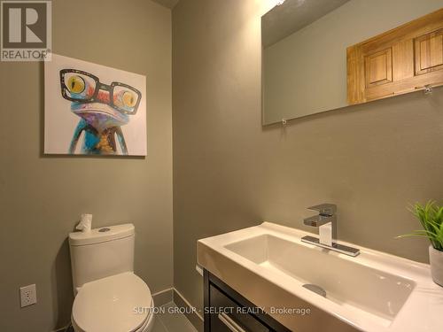 8278 Burwell Road, Lambton Shores (Port Franks), ON - Indoor Photo Showing Bathroom