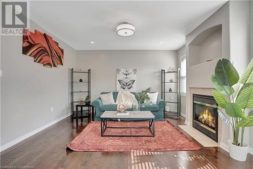 4 Nancroft Crescent, Cambridge, ON - Indoor Photo Showing Living Room With Fireplace