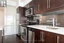 621 - 2885 Bayview Avenue, Toronto, ON  - Indoor Photo Showing Kitchen With Upgraded Kitchen 