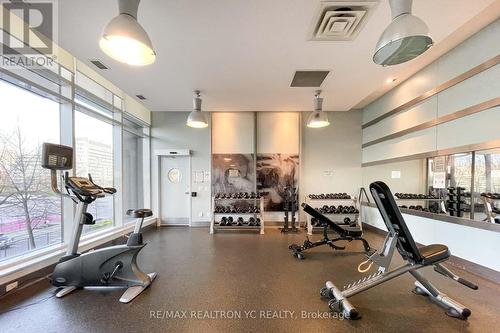 621 - 2885 Bayview Avenue, Toronto, ON - Indoor Photo Showing Gym Room