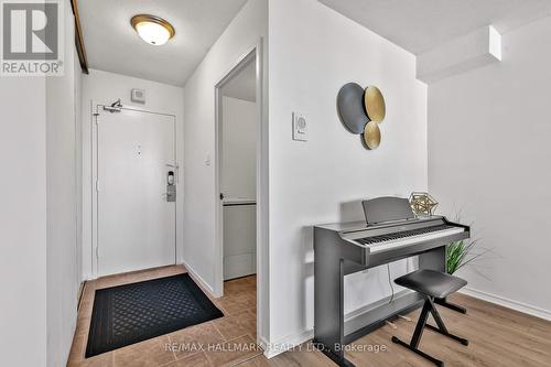 1608 - 1350 York Mills Road, Toronto, ON - Indoor Photo Showing Other Room