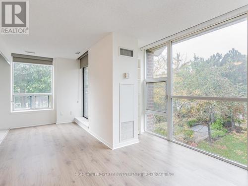 101 - 233 Beecroft Road, Toronto, ON - Indoor Photo Showing Other Room