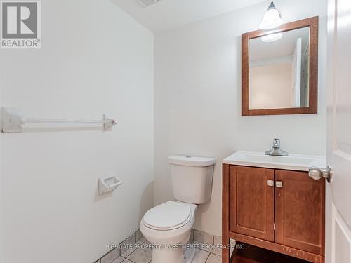 101 - 233 Beecroft Road, Toronto, ON - Indoor Photo Showing Bathroom