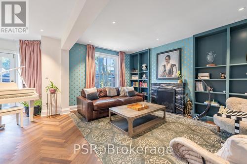 18 Chicora Avenue, Toronto, ON - Indoor Photo Showing Living Room