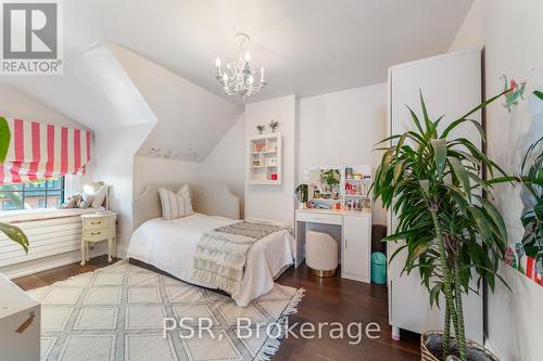 18 Chicora Avenue, Toronto, ON - Indoor Photo Showing Bedroom