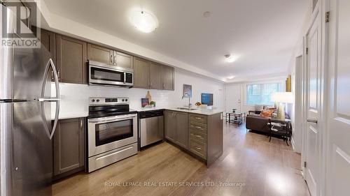 508 - 10 Drummond Street, Toronto, ON - Indoor Photo Showing Kitchen With Stainless Steel Kitchen With Upgraded Kitchen