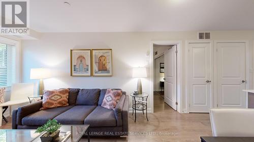 508 - 10 Drummond Street, Toronto, ON - Indoor Photo Showing Living Room