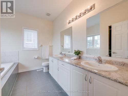 16 Vezna Crescent, Brampton, ON - Indoor Photo Showing Bathroom