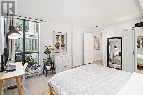 15 Murray Street Unit#2, Ottawa, ON - Indoor Photo Showing Bedroom