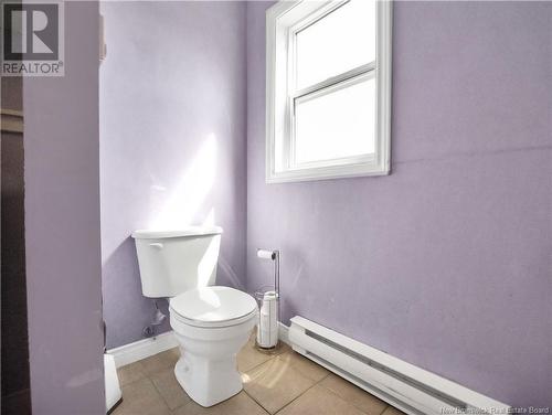 10 Armoyan Court, Moncton, NB - Indoor Photo Showing Bathroom