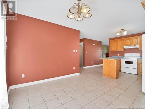 10 Armoyan Court, Moncton, NB - Indoor Photo Showing Kitchen