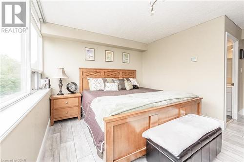 3227 King Street E Unit# 409, Kitchener, ON - Indoor Photo Showing Bedroom