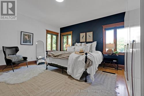 73 King Lane, Clarington, ON - Indoor Photo Showing Bedroom