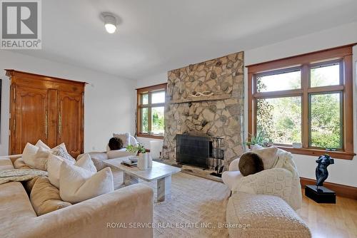 73 King Lane, Clarington, ON - Indoor Photo Showing Living Room With Fireplace