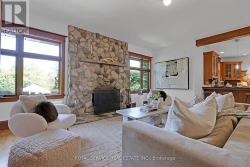 73 King Lane, Clarington, ON - Indoor Photo Showing Living Room With Fireplace