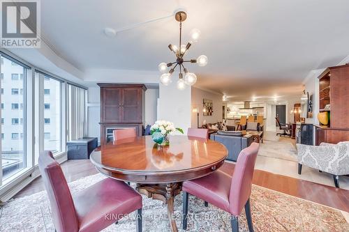 910 - 33 University Avenue, Toronto, ON - Indoor Photo Showing Dining Room