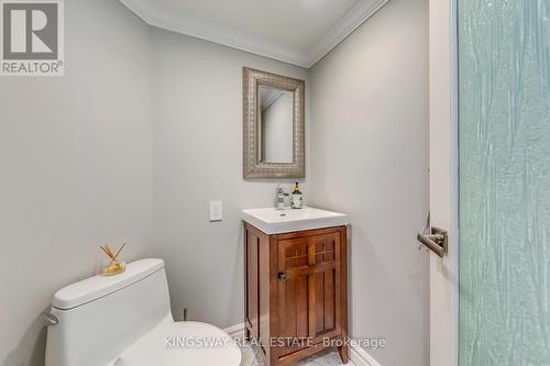 910 - 33 University Avenue, Toronto, ON - Indoor Photo Showing Bathroom