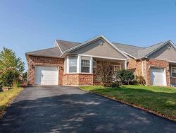 281 Summer Field Way  Dartmouth, NS B2W 6M8